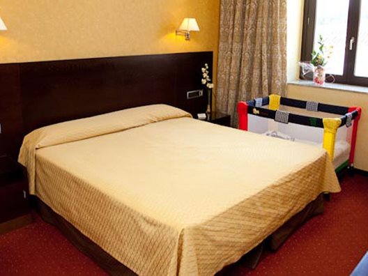 Hotel San Juan De Los Reyes