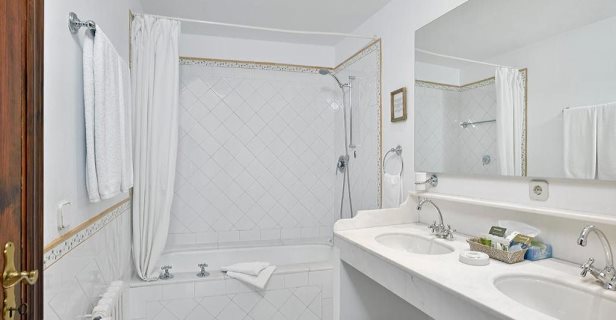 Hotel San Lorenzo    Solo Adultos