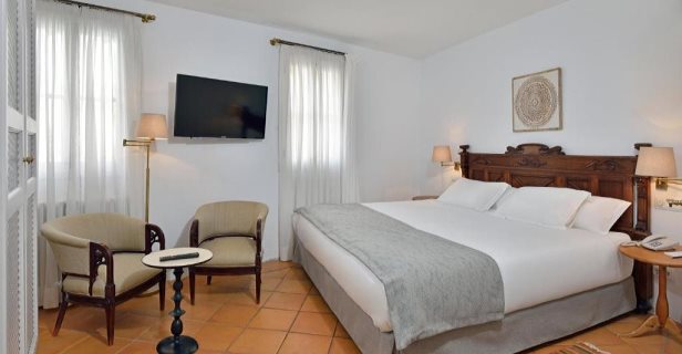 Hotel San Lorenzo    Solo Adultos
