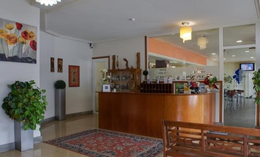 Hotel San Luis