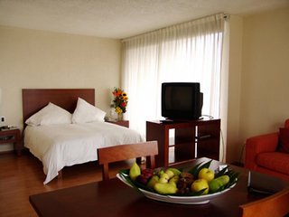 Hotel San Marino Suites