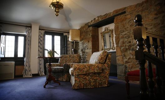 Hotel San Román De Escalante