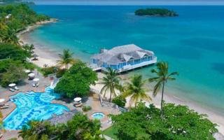 Hotel Sandals Halcyon Beach