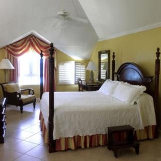 Hotel Sandals Regency La Toc