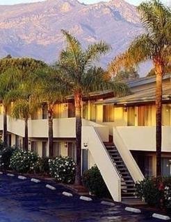 Hotel Sandpiper Lodge