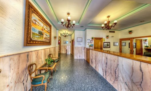 Hotel Sandra