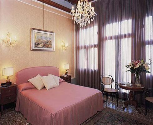 Hotel Santa Chiara