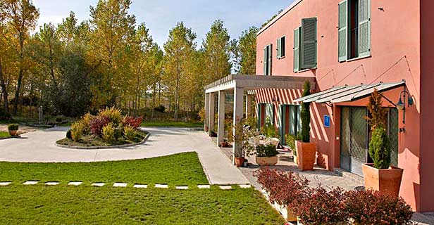 Hotel Santa Coloma Del Camino