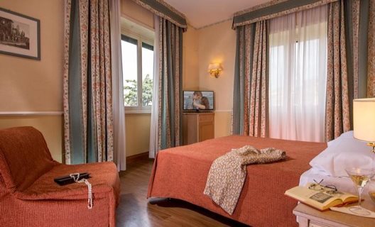 Hotel Santa Costanza