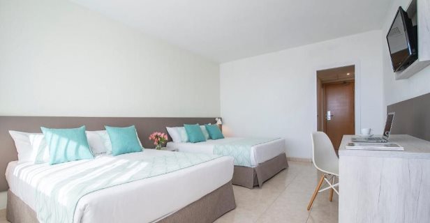 Hotel Santa Rosa Lloret By Pierre Vacances