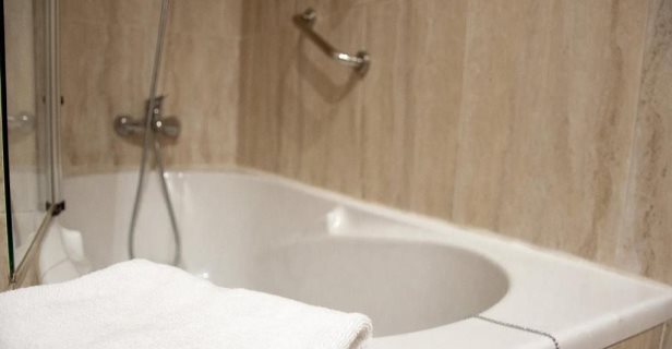 Hotel Santiago Leon