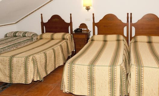 Hotel Santo Domingo De Silos