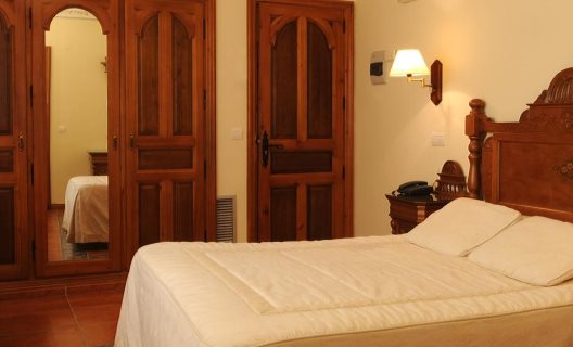 Hotel Santo Domingo De Silos
