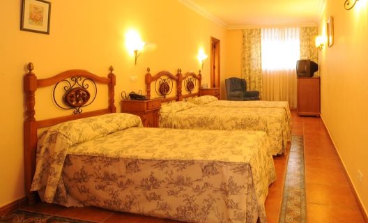 Hotel Santo Domingo De Silos