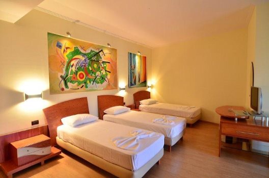 Hotel Saranda International