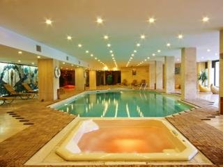 Hotel Saray Regency