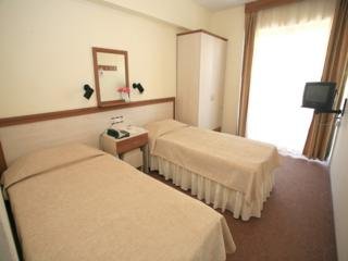 Hotel Saturn