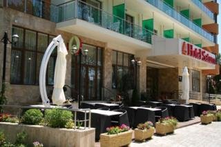 Hotel Saturn
