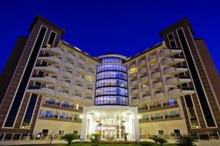 Hotel Saturn Palace Resort