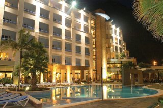 Hotel Savoy Calheta Beach