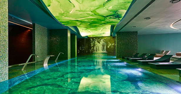 Hotel Savoy Palace