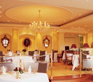 Hotel Schlosshotel Buehlerhoehe