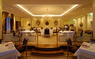 Hotel Schlosshotel Buehlerhoehe