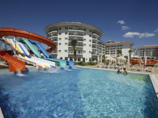 Hotel Sea World Resort & Spa