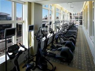 Hotel Seaport And World Trade Center Boston