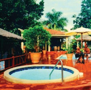 Hotel Seasplash Resort