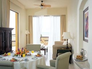 Hotel Secrets Marquis Los Cabos