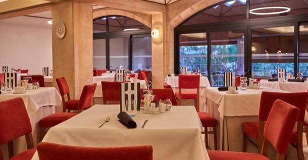 Hotel Secrets Villamil Resort Spa