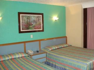 Hotel Segovia Regency