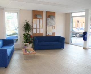 Hotel Séjours & Affaires Reims Clairmarais