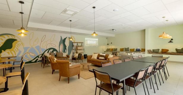 Hotel Selina Evora