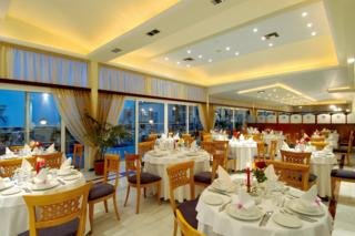 Hotel Selini Suites