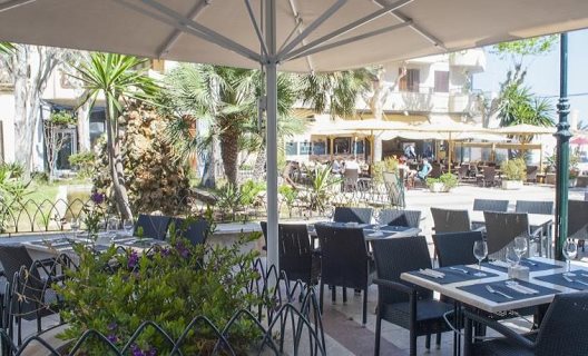 Hotel Sensity Louty Golea