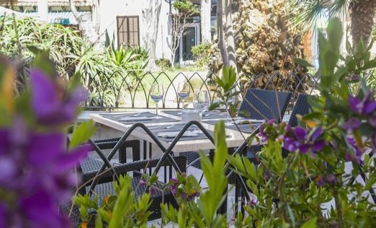 Hotel Sensity Louty Golea
