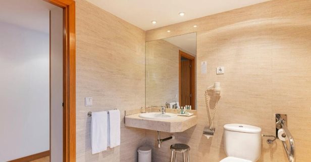 Hotel Sercotel De Los Reyes