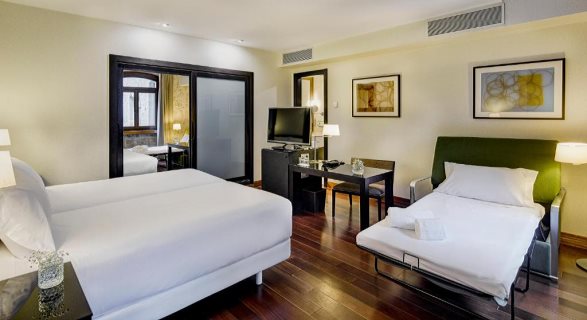 Hotel Sercotel Puerta De La Catedral