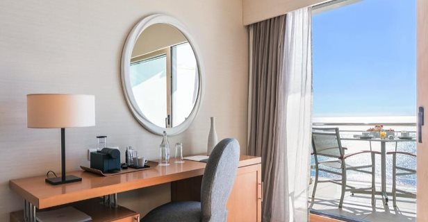 Hotel Sesimbra Oceanfront