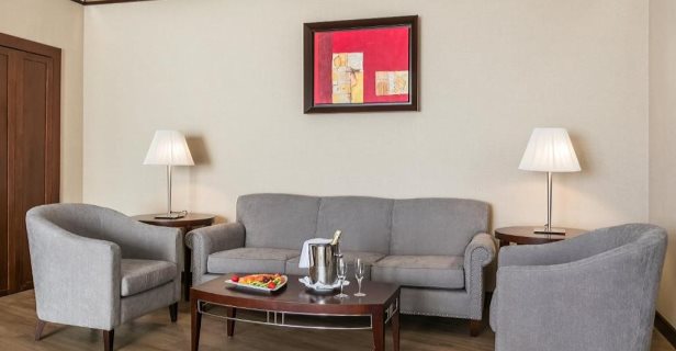 Hotel Sesimbra Oceanfront