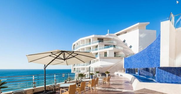Hotel Sesimbra Oceanfront
