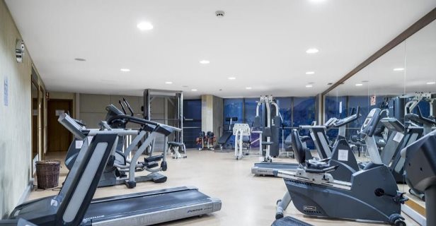 Hotel Sesimbra Oceanfront