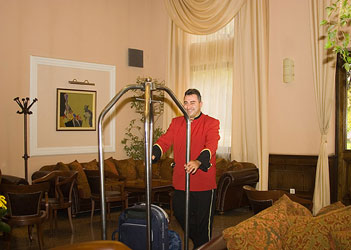 Hotel Seven Hills