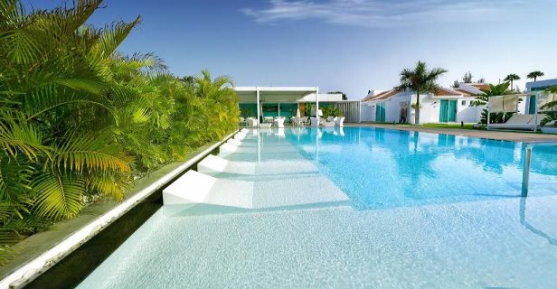 Hotel Seven & Wellness - Gay Men Only
