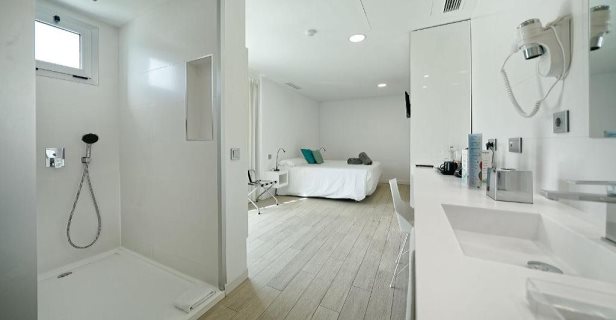 Hotel Seven & Wellness - Gay Men Only