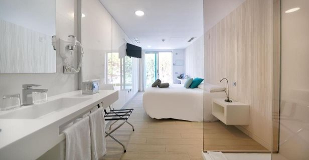 Hotel Seven & Wellness - Gay Men Only