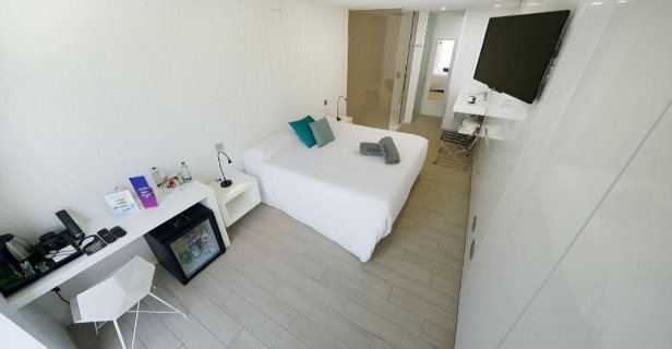 Hotel Seven & Wellness - Gay Men Only