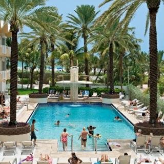 Hotel Shelborne Beach Resort